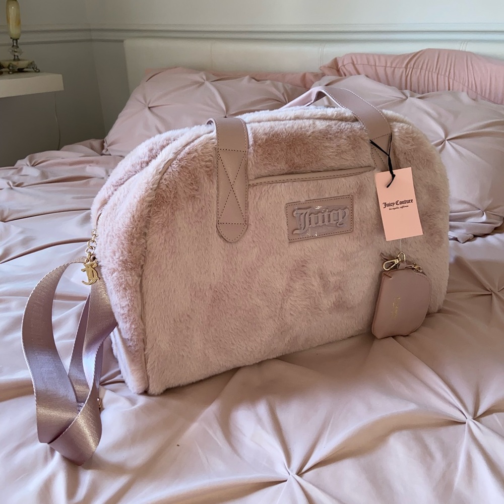 💗Juicy Couture Pink Weekender Duffle Bag💗